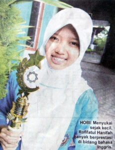 Rofifatul Hanifah, Juara III Jatim English Competition UIN Sunan Ampel Surabaya