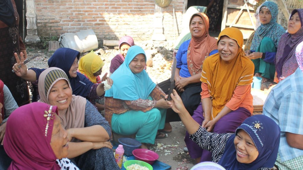 MAN 2 PONOROGO Sembelih Hewan Qurban di Prajegan Sukorejo