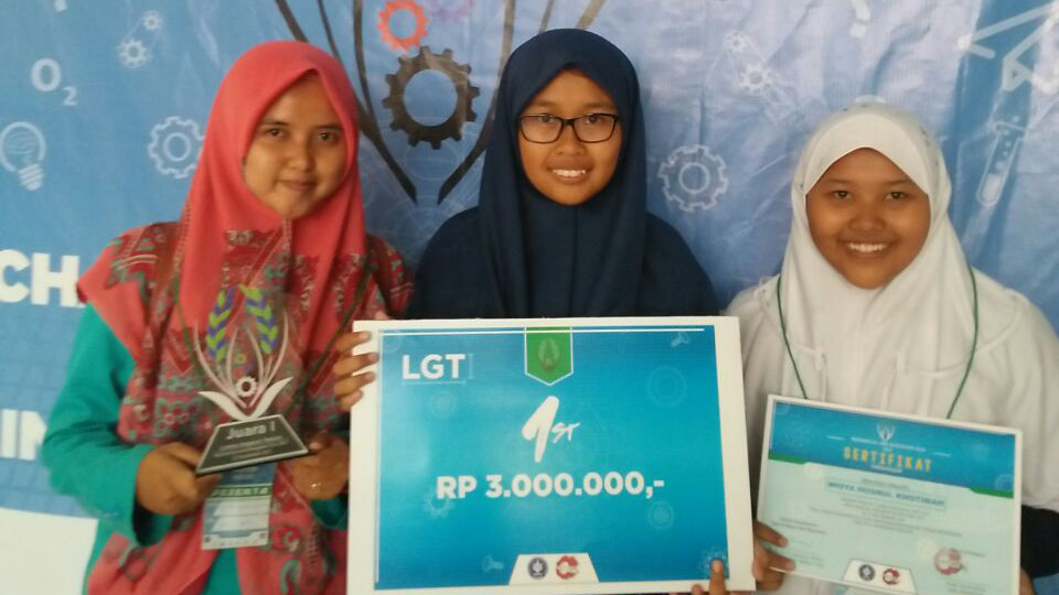 MAN 2 Ponorogo Juara 1 Lomba Gagasan Tertulis di MBF 2017, IPB
