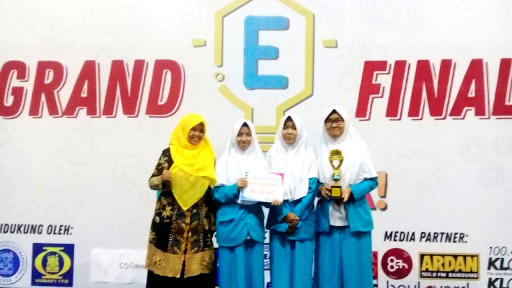 MAN 2 Ponorogo Juara Harapan 2 EUREKA ! 2018 di ITB MAN 2 Ponorogo Juara Harapan 2 EUREKA ! 2018 di ITB