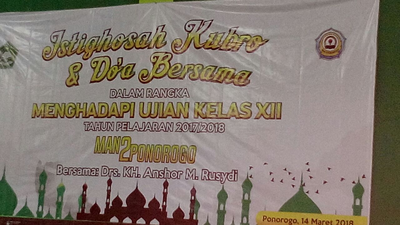 Mohon Doa Restu dan Doa Bersama Kelas XII Mohon Doa Restu dan Doa Bersama Kelas XII