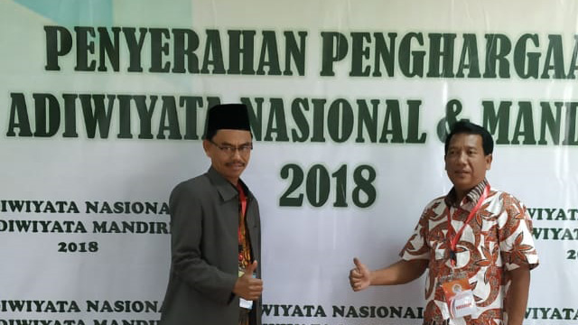 MAN 2 Ponorogo Meraih Penghargaan Sekolah Adiwiyata Nasional