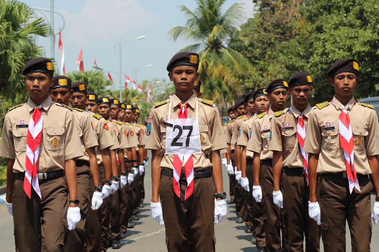 Pasukan Kirab MAN 2 Ponorogo tak Lepas dari Dukungan