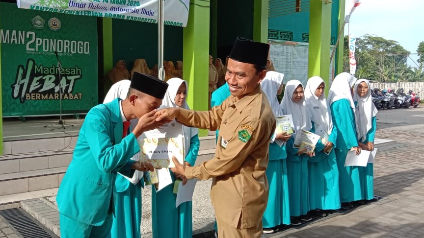 Gebyar Prestasi dan Penghargaan Lomba Resensi